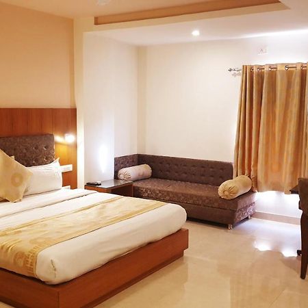 Hotel Shalimar Palace Udaipur Esterno foto